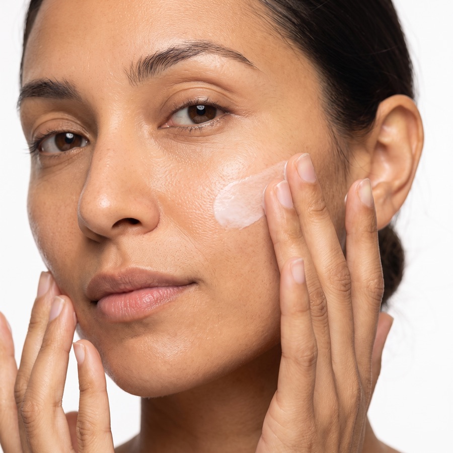 Ozonated Face Cream — In use