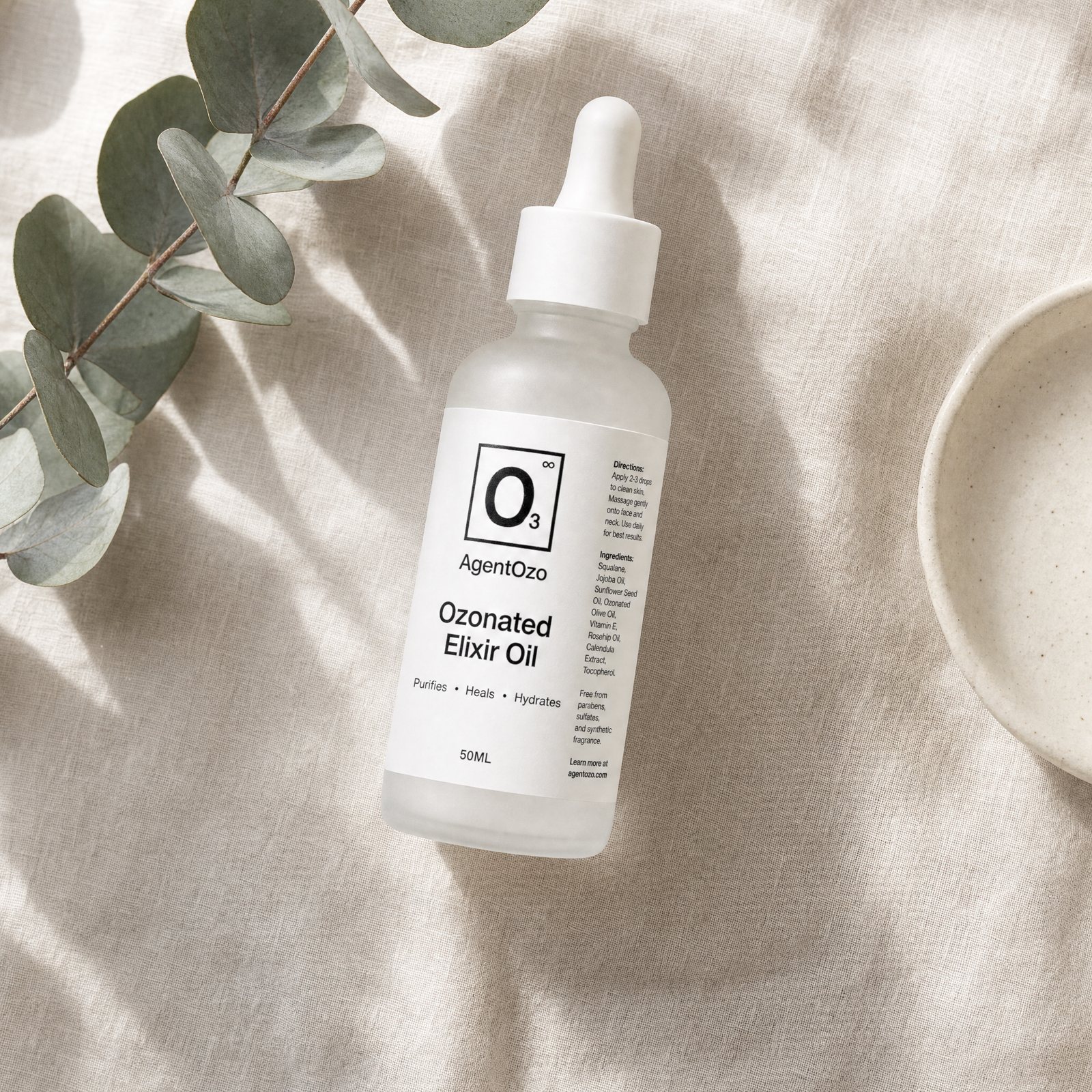 Drops of ozonated olive oil elixir